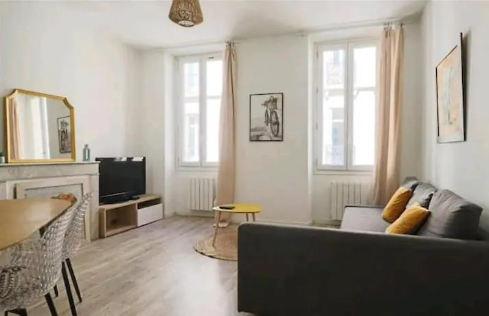 Charming T2 - Heart City Center Marseille Apartment